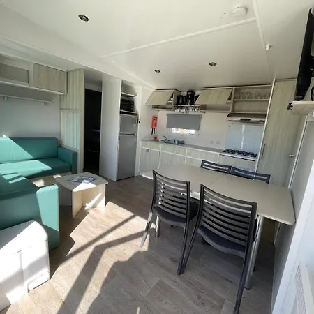 Normandie - - Mobilhome Basic 3ch-6p Avec Tv - 5 étoiles - H348 * Houlgate